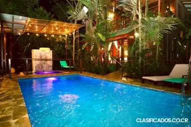 SE VENDE VILLA DE LUJO EN COCLES, LIMÓN. 