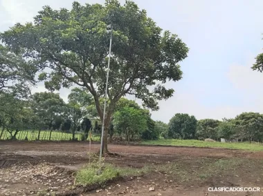 BELLO LOTE EN DERECHO EN HEREDIA. 