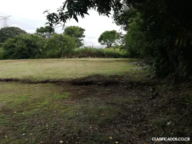 DE OPORTUNIDAD BELLOS LOTES EN DERECHO EN HEREDIA. 