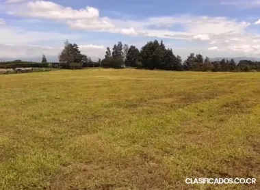 SE VENDE BELLA FINCA EN FRAIJANES DE ALAJUELA. 