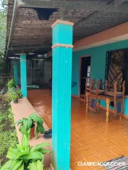 SE VENDE BELLA Y 4 APARTAMENTOS EN PÉREZ ZELEDÓN. 