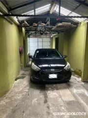 SE VENDE BELLA CASA EN LOMAS DE AYARCO, CURRIDABAT. 